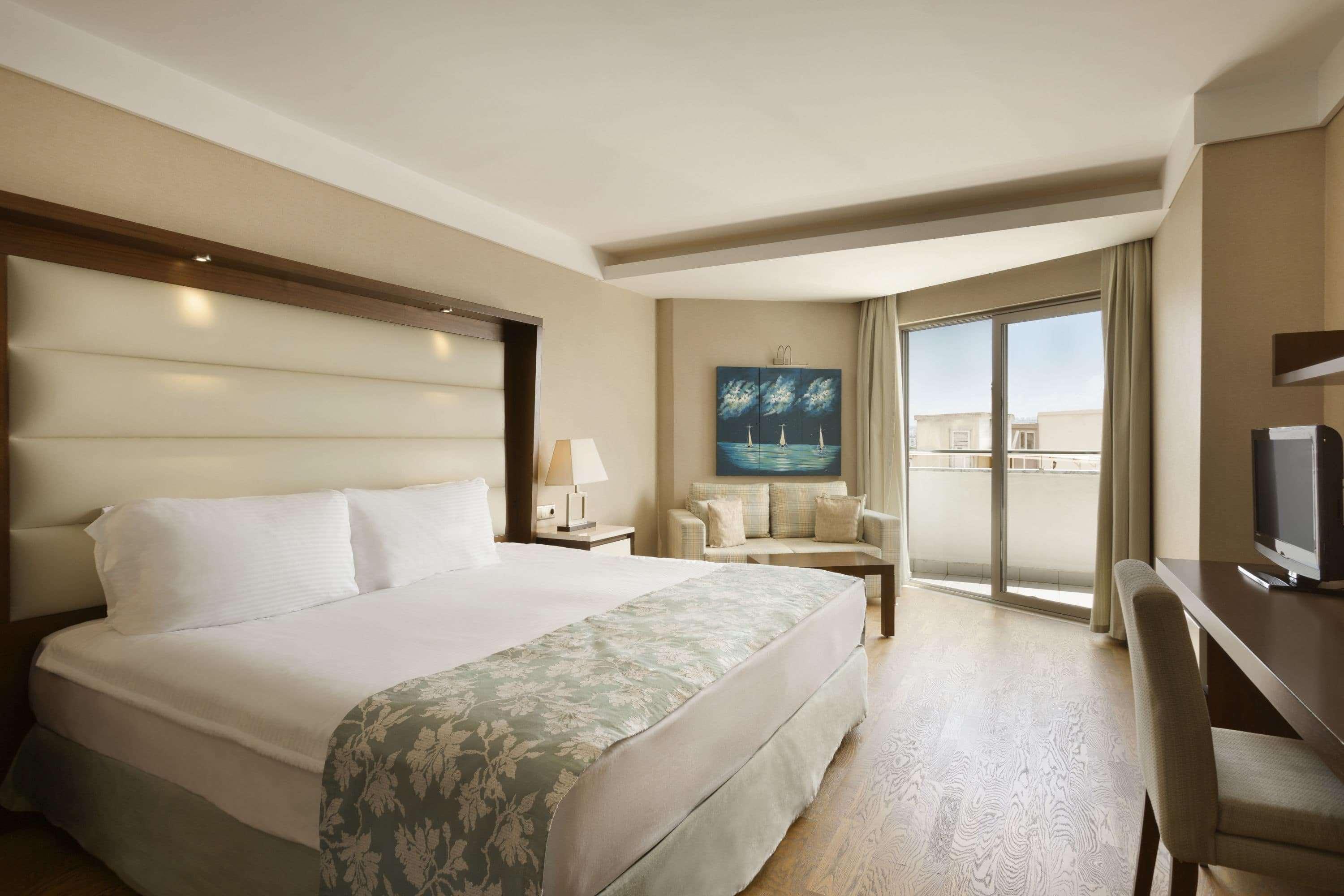 Deluxe Zimmer mit seitlichem Meerblick